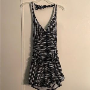 Jaclyn Smith Black and White Bathing Suit